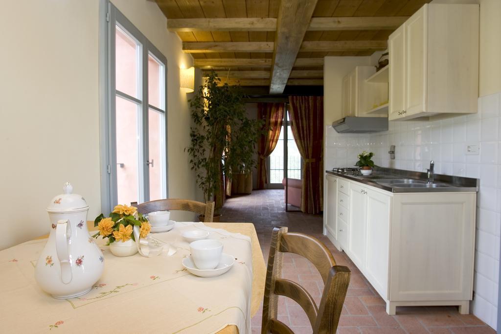 Rimaggiori Country Home & Restaurant باربيرينو دي موجيلو المظهر الخارجي الصورة