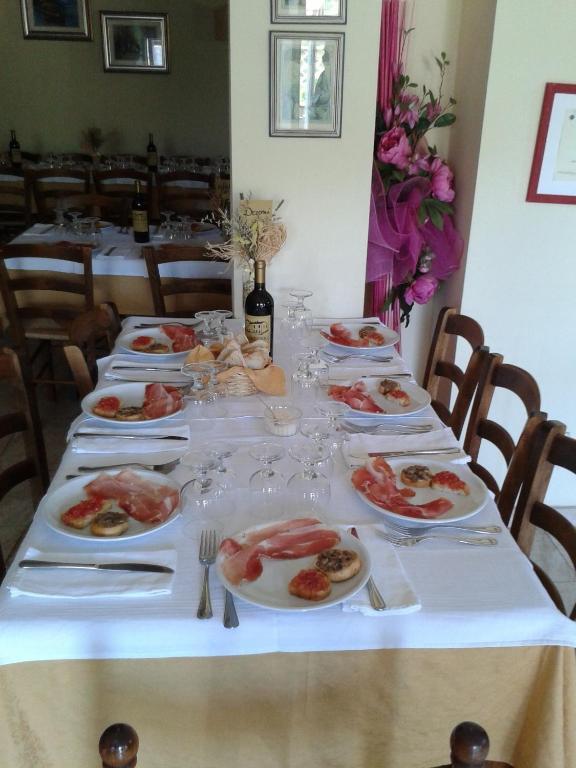 Rimaggiori Country Home & Restaurant باربيرينو دي موجيلو المظهر الخارجي الصورة